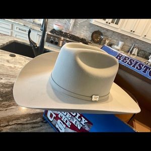 New in box Resistol silverbelly King Ranch Cowboy Hat (limited edition)